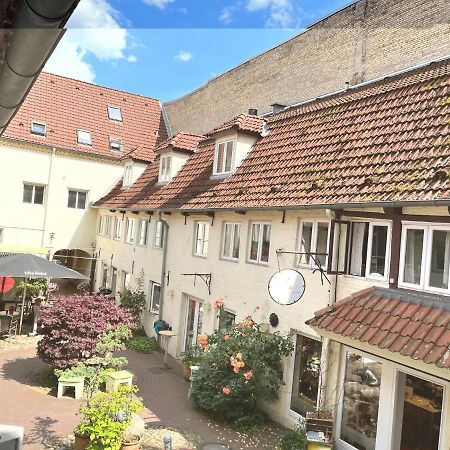 Fewo1846 - An Der Alten Kaffeeroesterei - Stilvoll Eingerichtete 2-Zimmer-Wohnung Im Stadtzentrum فلنسبورغ المظهر الخارجي الصورة